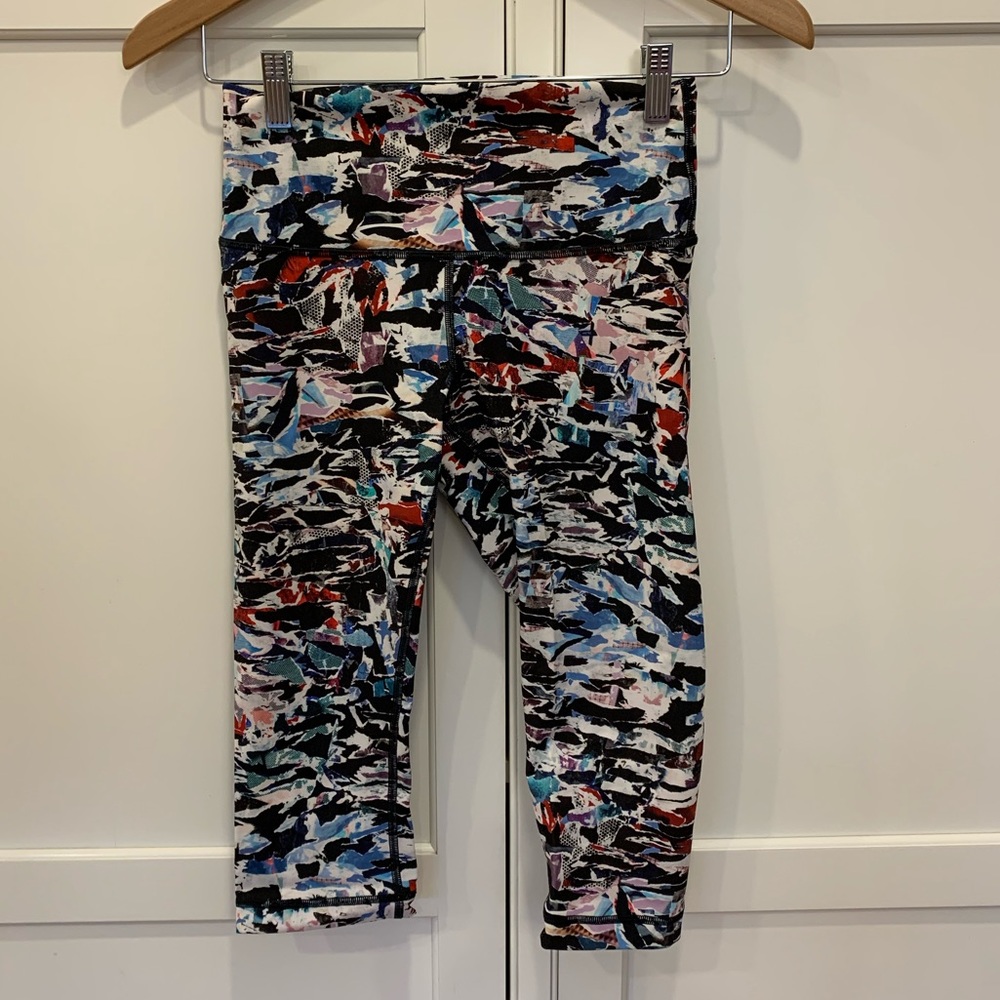 Wunder Under crop leggings